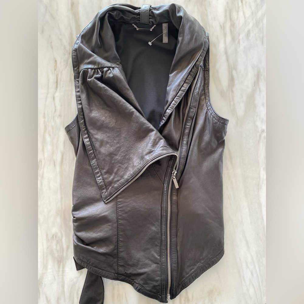 CORSON black lamb asymmetrical sleeveless leather moto vest front zip size 1/ XS